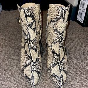 Sam Edelman Snack Skin Boots